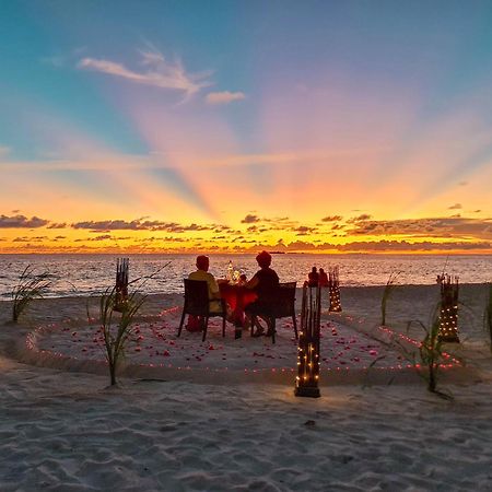 Ukulhas Villa Oceanview Hotel & Spa Eksteriør billede