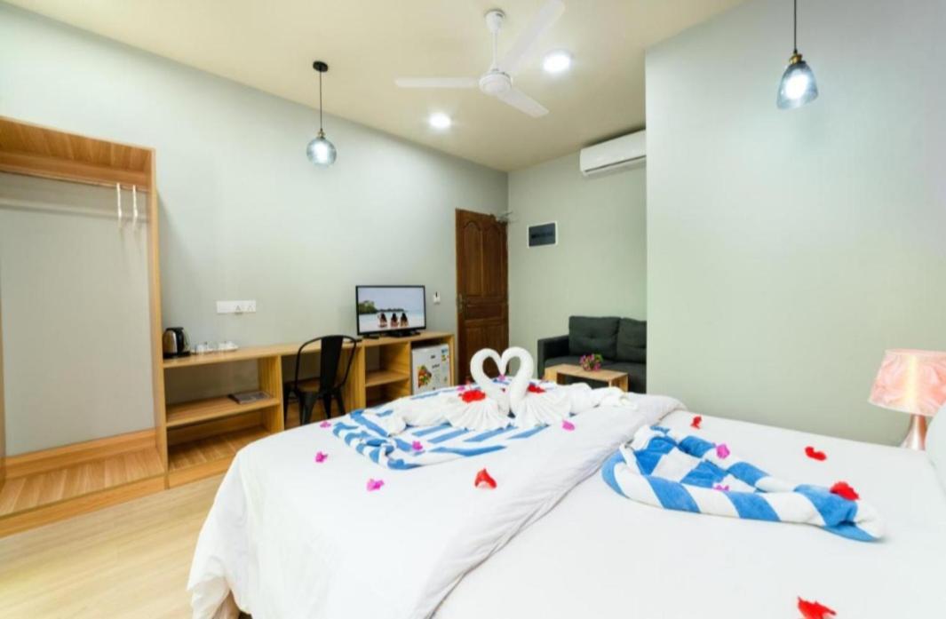 Ukulhas Villa Oceanview Hotel & Spa Eksteriør billede